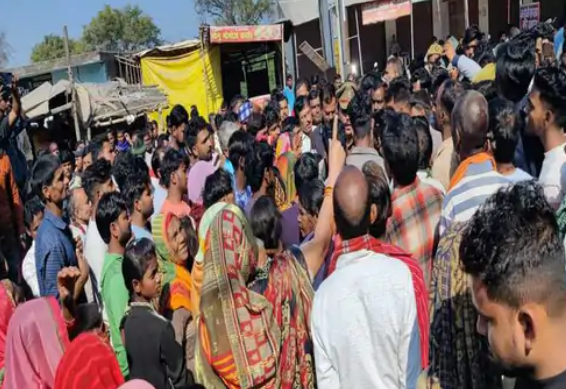 उन्नाव में पुलिस चौकी के पास वारदात, 9 वीं की छात्रा की गैंगरेप के बाद हत्या, पुलिस पर गंभीर आरोप