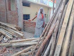 यूपी के गांवों में बरकरार है जातिवाद, नहीं बनने दिया जा रहा एक दलित परिवार का घर