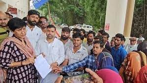 उज्जैन में दबंगों की दबंगई, दलितों को काम पर रखा तो 5000 रुपये जुर्माना