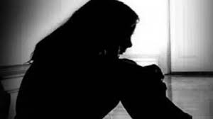 शौच करने गई बालिका के साथ युवक ने किया दुष्कर्म