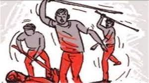 महोबा में दलित युवक की लाठी-डंडे से पीटकर हत्या:नग्न कर ईंट से कुचला सिर, भाई बोला- पहले शराब पिलाई फिर हत्या कर फेंक दिया शव