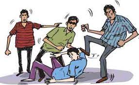 मेेहनताना मांगने पहुंचे मजदूरों को बंधक बनाकर पीटा