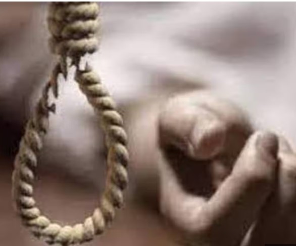 कन्नौज: आरोपियों से भयभीत दलित गैंगरेप पीड़िता ने फांसी लगाकर दी जान, परिजनो ने लगाया पुलिस पर ये आरोप