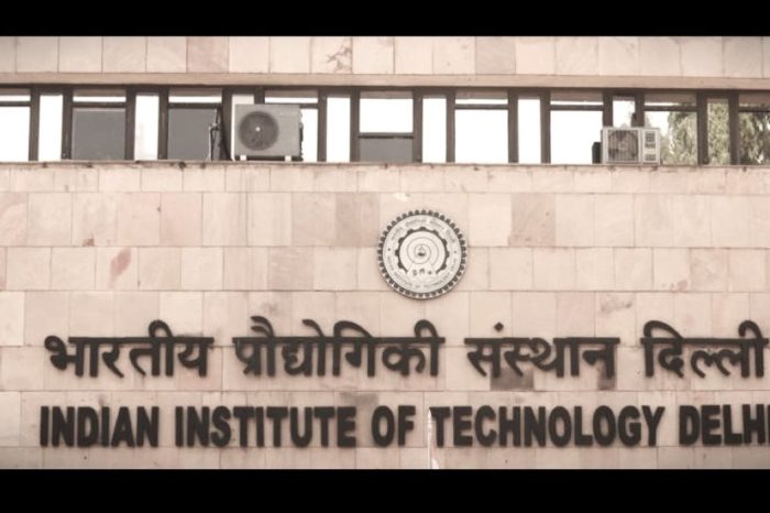 आईआईटी दिल्ली में एससी/एसटी छात्रों और शिक्षकों की कमी, संसदीय समिति को सौंपी गई रिपोर्ट