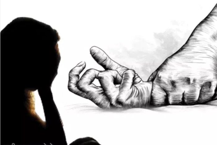 प्रिंसिपल केबिन में 12 साल की दलित लड़की से गैंगरेप:मुरादाबाद के पब्लिक स्कूल में 5 नाबालिग लड़कों ने की घिनौनी वारदात; न्यूड वीडियो भी बनाई