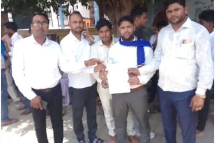बाबा साहेब अंबेडकर पर सोशल मीडिया में आपत्तिजनक पोस्ट:सहसवान में दलित समाज ने कोतवाली में दी तहरीर, धरना-प्रदर्शन की चेतावनी