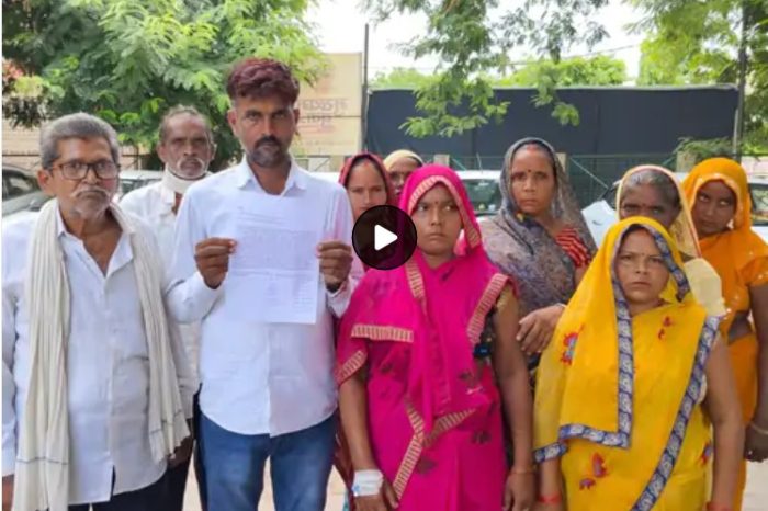 सुल्तानपुर में दबंगों ने रास्ते में किया कब्जा:दलितों की बस्ती के निकलने का एकमात्र रास्ता, डीएम से की शिकायत