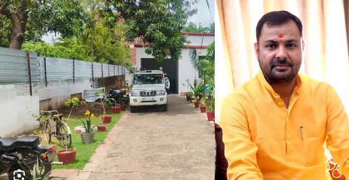 बांदा: विधायक और एसडीएम विवाद के बाद कार्रवाई का चाबुक, बालू माफियाओं पर DM का ताबड़तोड़ एक्शन
