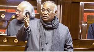 ‘झूठी बातें दोहराने की आदत’: खड़गे ने राज्यसभा भाषण पर PM मोदी पर निशाना साधा; नए हमले में नरवणे के ‘संस्मरण’ का हवाला दिया