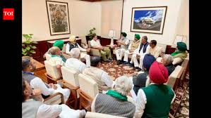 खैरा ने भारत-US के बीच प्रस्तावित अंतरिम ट्रेड डील का विरोध करने के लिए किसान नेताओं के साथ राहुल गांधी से मुलाकात की