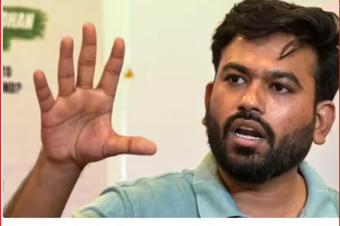 कॉकरोच जनता पार्टी का आज फिर दिल्ली में प्रदर्शन, अभिजीत दीपके ने की थाली और चम्मच लाने की अपील