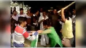 यूपी के लखीमपुर खीरी में दलित महिला ने मारपीट, जातिगत गाली-गलौज और जान से मारने की धमकी का आरोप लगाया; पुलिस कार्रवाई की मांग की