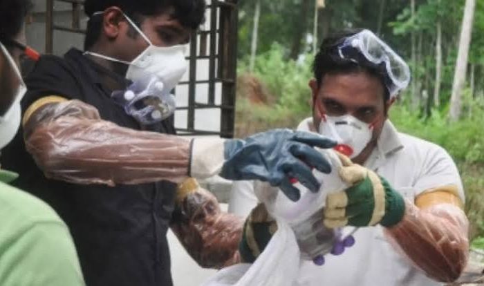 केरल सरकार का कहना है कि निपाह, शिगेला की स्थिति कंट्रोल में है; विजयन ने आउटब्रेक मैनेजमेंट पर सवाल उठाए