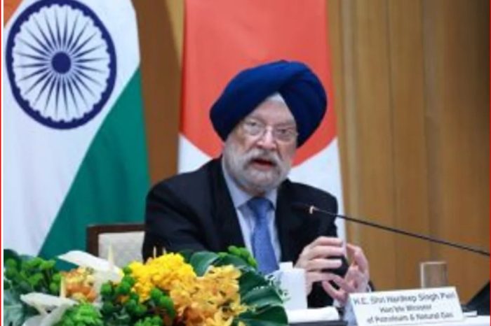 ₹2.19 लाख करोड़ का झटका! सरकार ने बताया- पेट्रोल-डीजल सस्ता होने में क्यों लग रहा वक्त