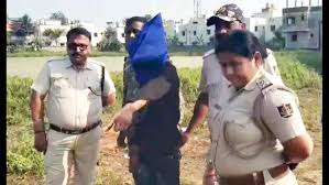 Transgender lost life to save Rs 10 from snatchers