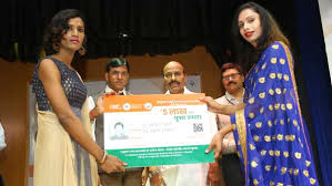 Transgenders eligible for Ayush card: Minister