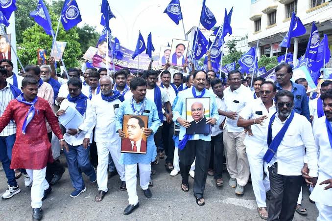 DSS takes out protest rally in Kalaburagi condemning ‘purification’ ritual at Mallikarjun Kharge’s venue in Uttarakhand