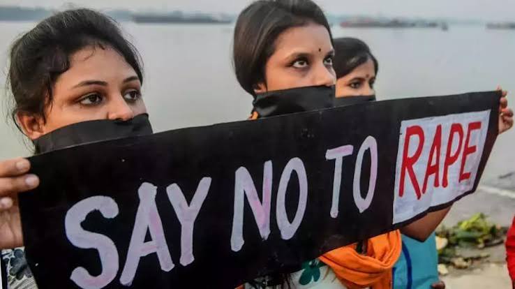 Dalit girl accused of rape at gunpoint: FIR not filed even after 4 days, complaint filed with SP